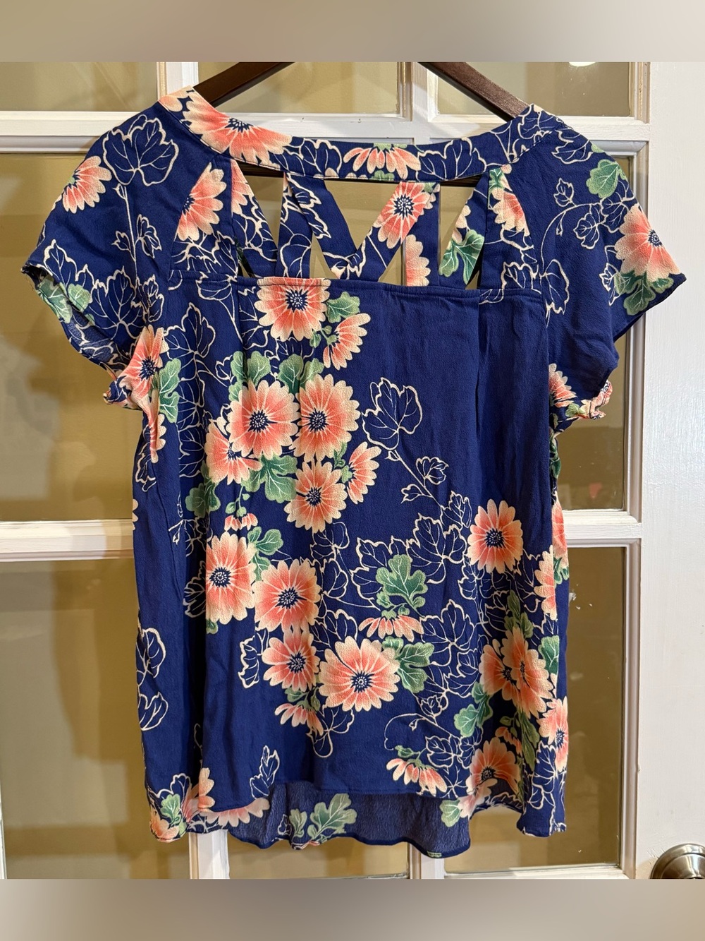 Maeve Anthropologie Floral Blue Top Cut Out Detail Size 8